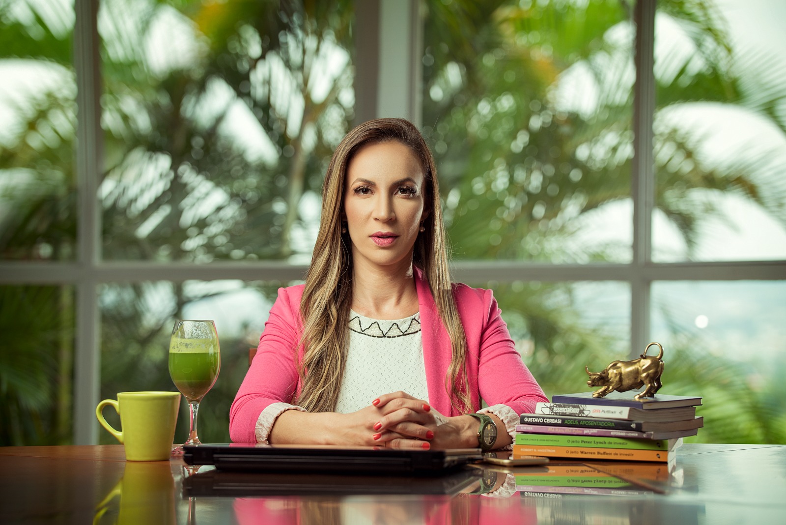 Flávia RicaMente em ambiente profissional